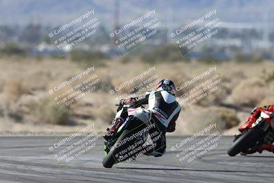 media/Dec-07-2025-CVMA (Sun) [[3e7d2de5dc]]/Race 5-Formula UL-CVMA Hooligans-American Thunder/